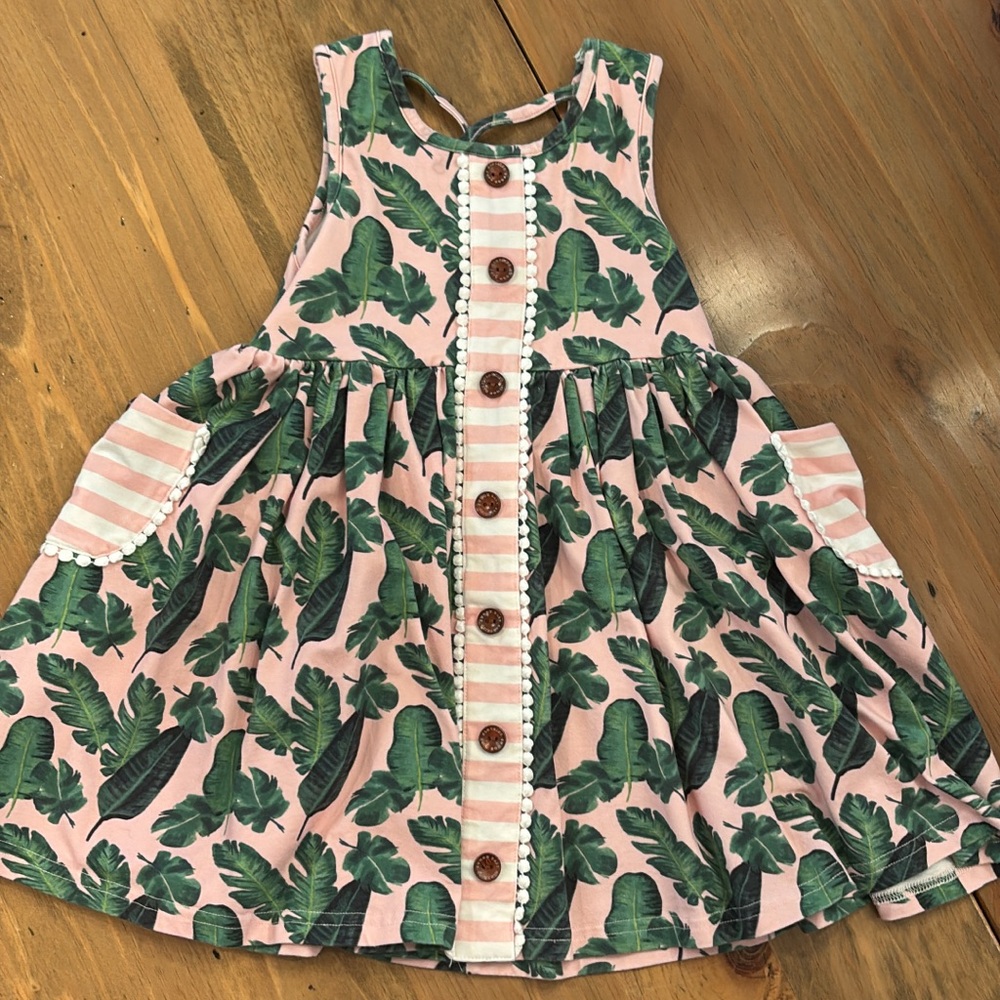 Leaf Print Dress with Wooden Buttons